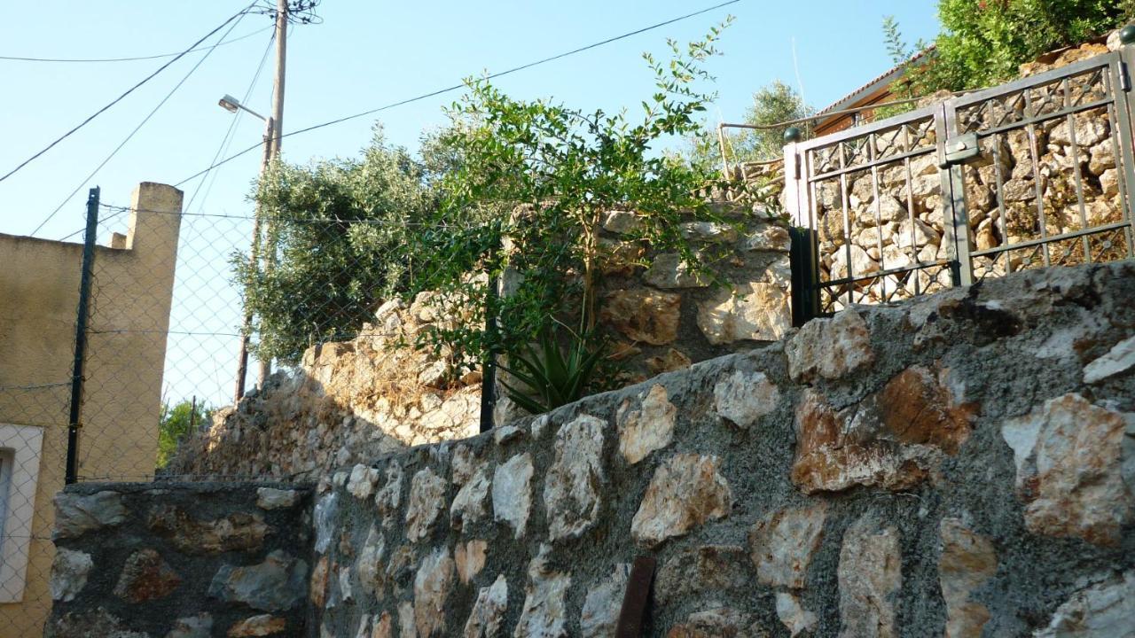 Big Blue Gytheio Traditional Stone Built Residence "Απέραντο Γαλάζιο" Πετρόκτιστη Κατοικία Kültér fotó
